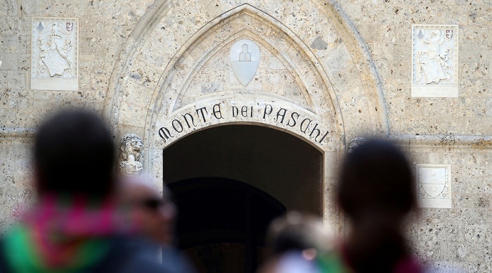 World`s oldest bank Monte dei Paschi  in share price plunge
